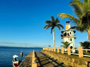 Barra de Santiago – Avistamiento de Cocodrilos - El Salvador Xpedition